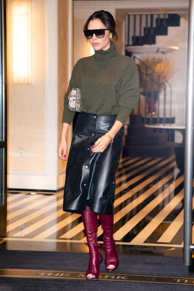  Victoria Beckham leather skirt-style jumper 