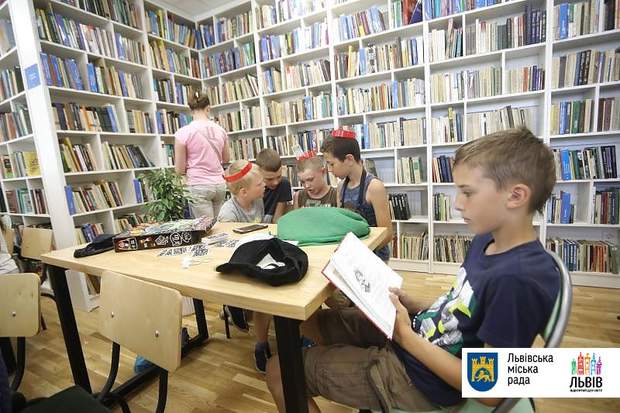 Во Львове открыли первую в Украине Wiki библиотеку