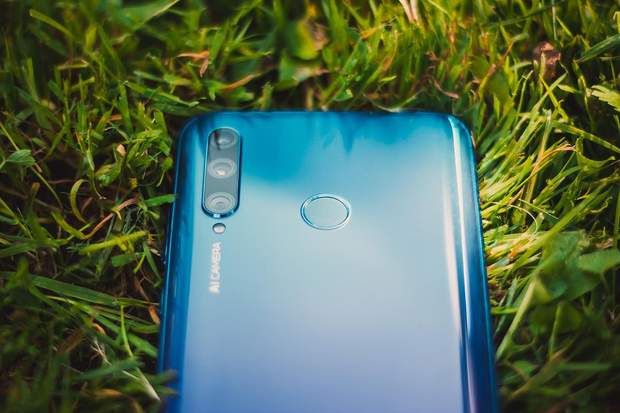 Смартфон i15. Honor 10i камера. Хонор 10 i камера. Хонор 205 мегапикселей. Honor 10i VR.