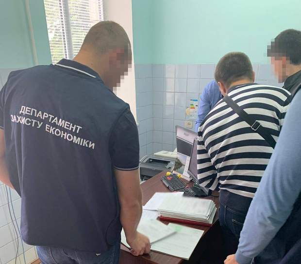 лікарі онкохворі хабар поліція інститут раку