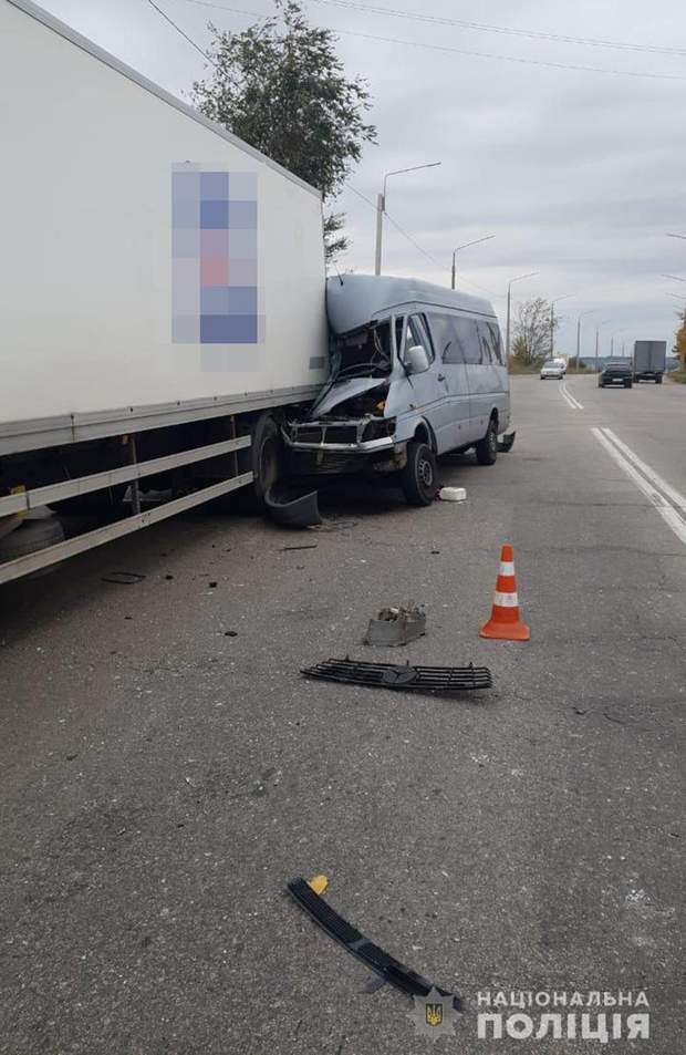 Смертельна ДТП, вантажівка, маршрутка, Запоріжжя, жертва 