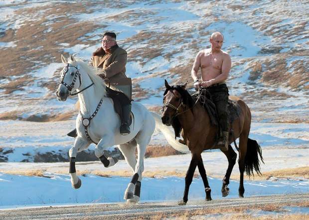 Путин На Коне Фото