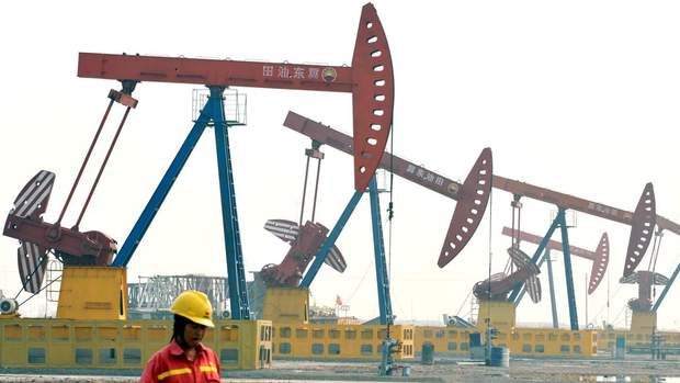 Видобування нафти хочуть скоротити