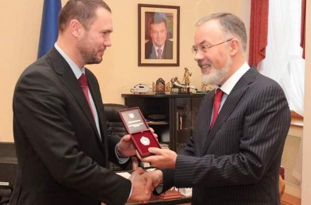Сергей Шкарлет - возможный министр образования: скандалы и биография