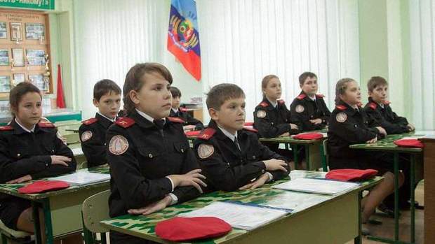 Лист з Луганська: про жінок в окупації, які щодня борються за життя своїх дітей