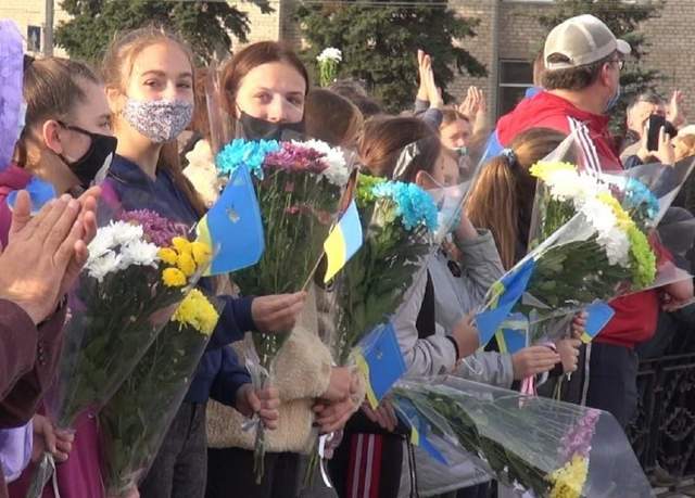 На Луганщині провели рятувальників додому після ліквідації пожеж