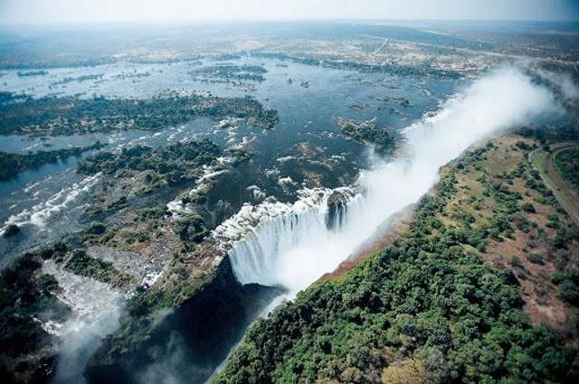 подорожі до Зімбабве чи дозволено українцям подорожі до Зімбабве чи дозволено українцям