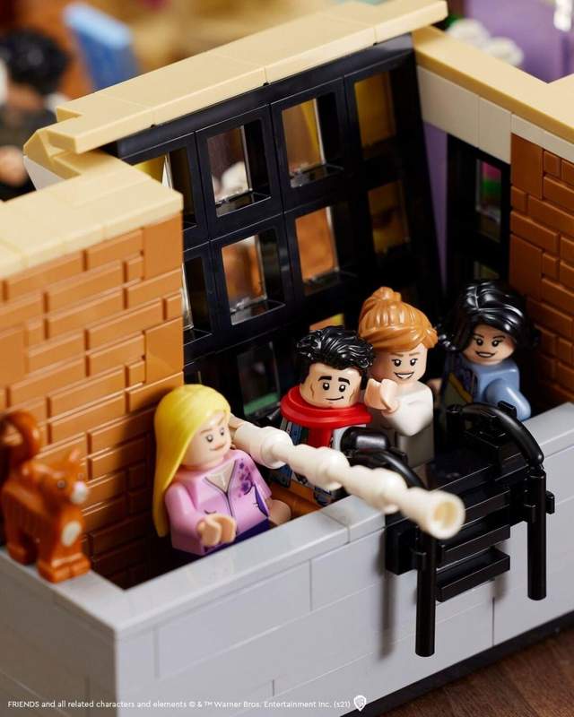 Lego выпустит новый конструктор по сериалу Друзья: фото - Развлечения