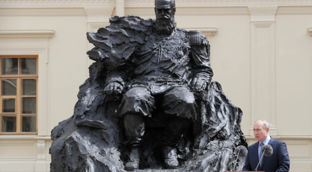 Путін і пам'ятник