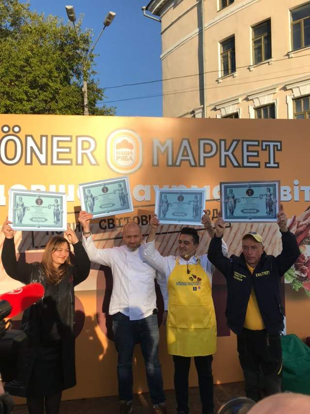 Қыздарға тыңшылық жасау Тайландтық порно сұлулар