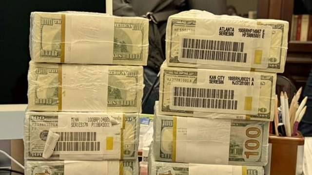 Пакунки доларів з операції "Мідас": чи дозволено банкам видавати такі обсяги коштів