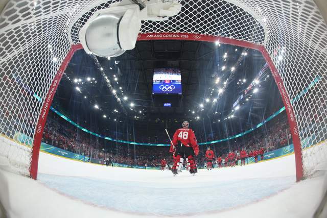Онлайн-трансляція матчів плей-оф з хокею на зимових Олімпійських іграх-2026