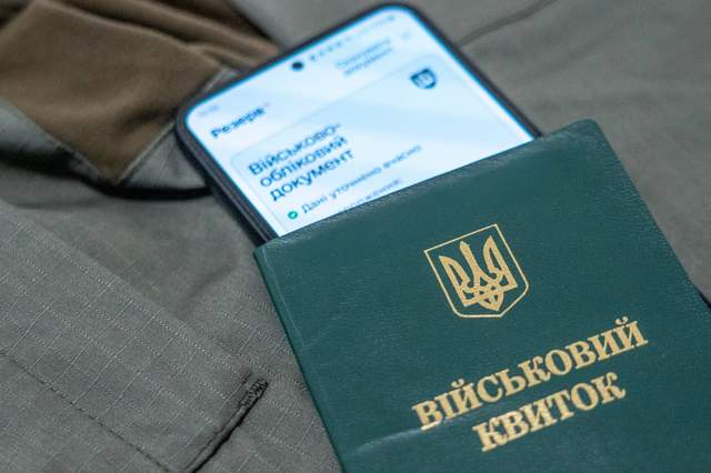 Відстрочка по догляду, попри наявність інших родичів: суд в Одесі довів законне право чоловіка