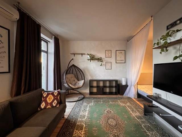 Секрет старих будинків: навіщо насправді робили 4-метрові стелі