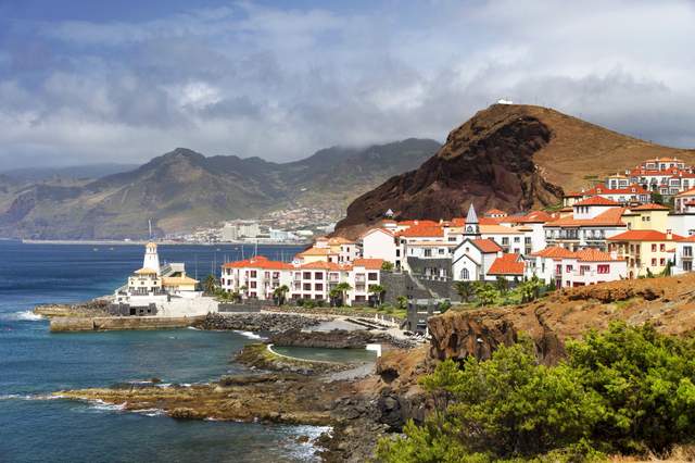 Можна і не долетіти: українці дали поради тим, хто збирається на Мадейру