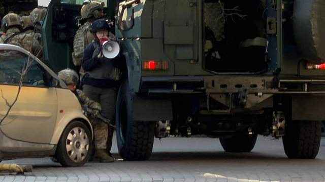 Народився у Москві: ЗМІ назвали ім'я чоловіка, який відкрив вогонь у Києві