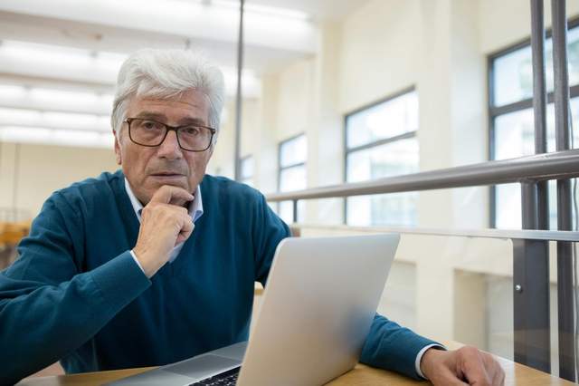 Пенсії "для обраних" існують: хто має право і які космічні суми платять