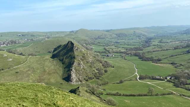 Це одне з найкрасивіших місць в усій країні: де у світі можна прогулятися 
