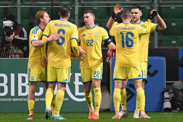 Перший тест для нового тренера: хто стане суперником збірної України