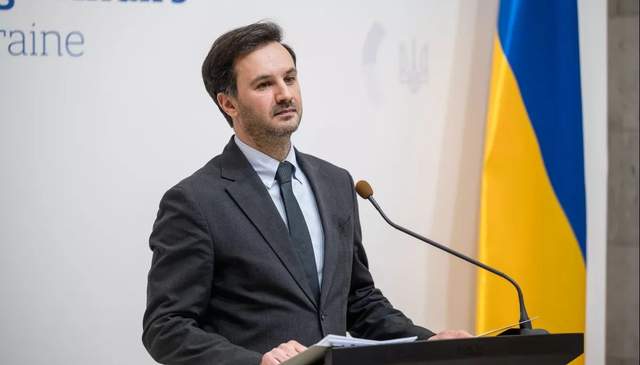 "Фрейдистська обмовка": в МЗС звернули увагу на важливий нюанс в заяві Ушакова про переговори