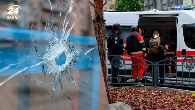 Із самого ранку ворог вгатив дронами по Харкову: є постраждалі