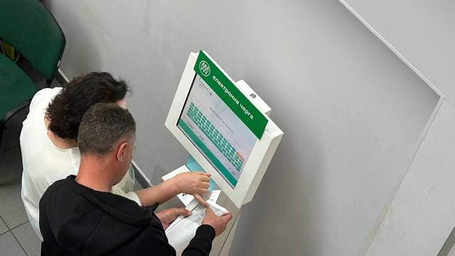 Кого у сервісних центрах МВС обслуговують без черги