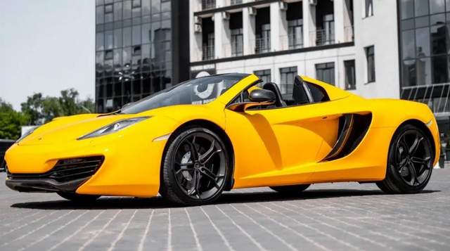 Скільки коштує найдешевший McLaren в Україні