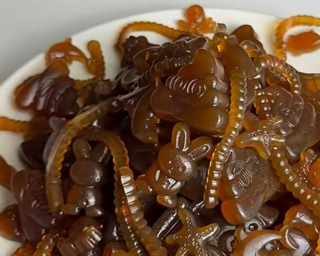 Желейки з Coca-Cola без цукру: ідеальний рецепт, якщо діти люблять цей смаколик
