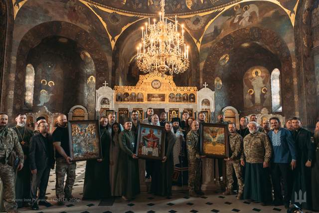 У Києві освятили та передали військові ікони для 9-го та 12-го армійських корпусів