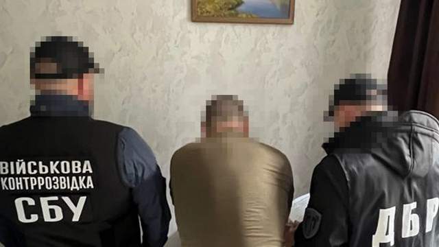 СБУ викрила схему незаконних виплат військовим: їм нарахували майже 2,6 мільйона "бойових"