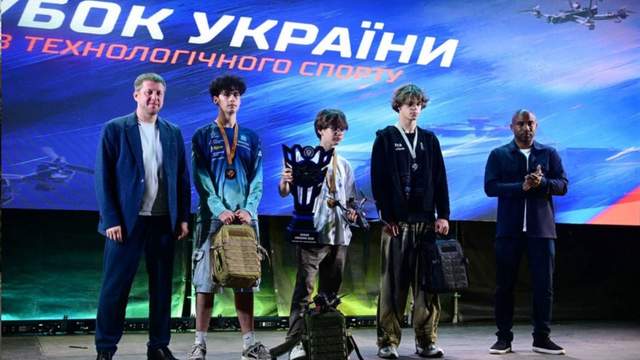 На чемпіонаті України в перегонах FPV-дронів переміг пілот McQueen на F7 від F-Drones 