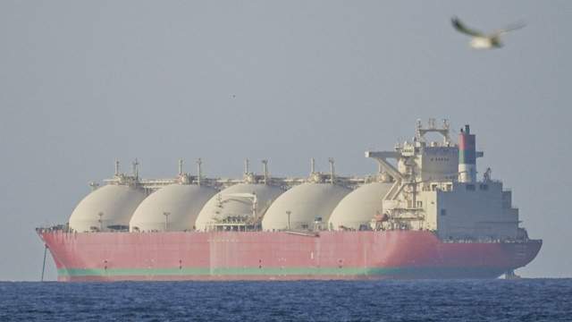 Близькосхідні країни обережно відновлюють експорт газу через Ормузьку протоку