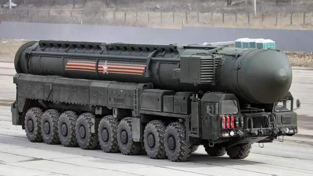 Авіаексперт розрив свою версію, де росіяни взяли "Орешник" і скільки ракет залишилось