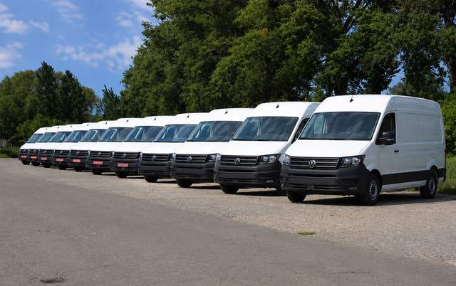 Харківські зенітники отримали велику партію фургонів Volkswagen Crafter: хто спонсорував