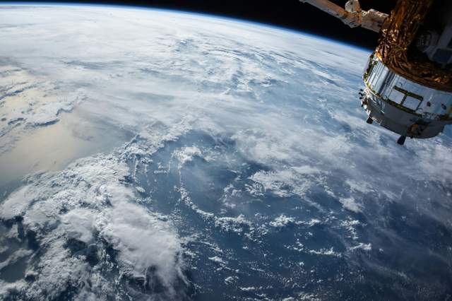 Starlink і Amazon можуть отримати частину стратегічного супутникового спектра ЄС
