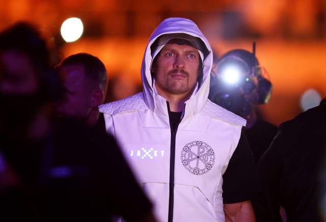 "Він уже старий": непереможний боксер виніс вирок Усику після бою з Верховеном