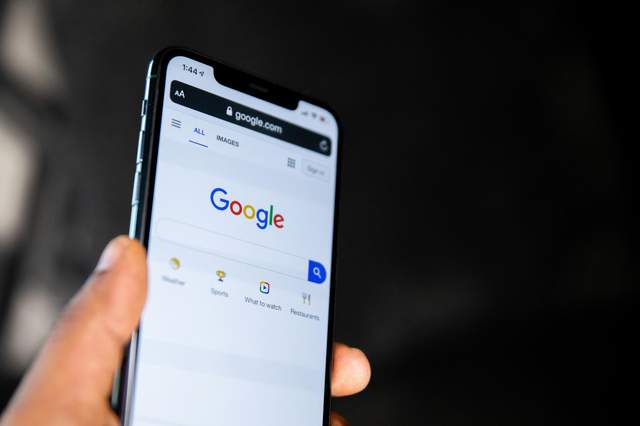 Інженера Google звинуватили у заробітку на ставках завдяки секретним даним компанії