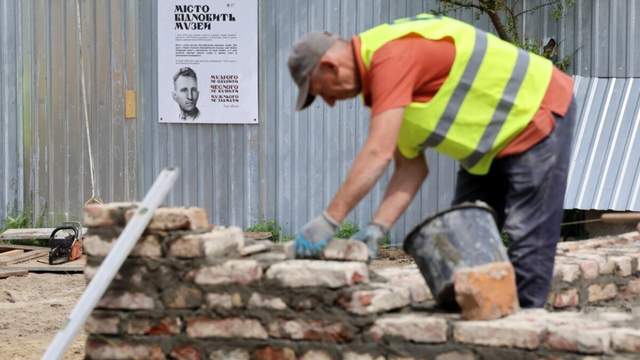 Під музеєм Шухевича виявили загадкову криївку: які речі там знайшли