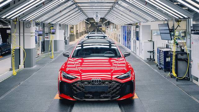 Міжнародна кооперація: Audi розкрила подробиці розробки гібридного двигуна для нового RS 5