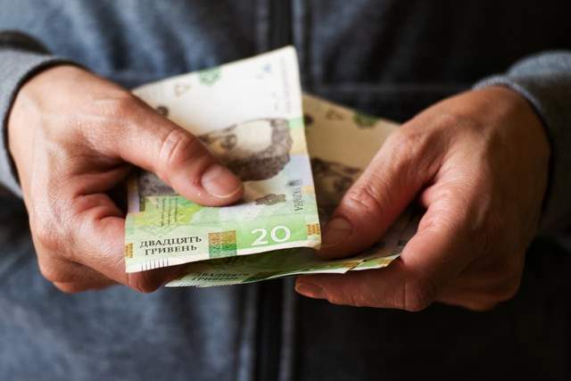 Подвійна виплата у червні: хто отримає більше грошей від держави