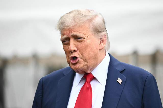 Трамп посилює тиск на Тегеран: США вдарили новими санкціями по іранських компаніях