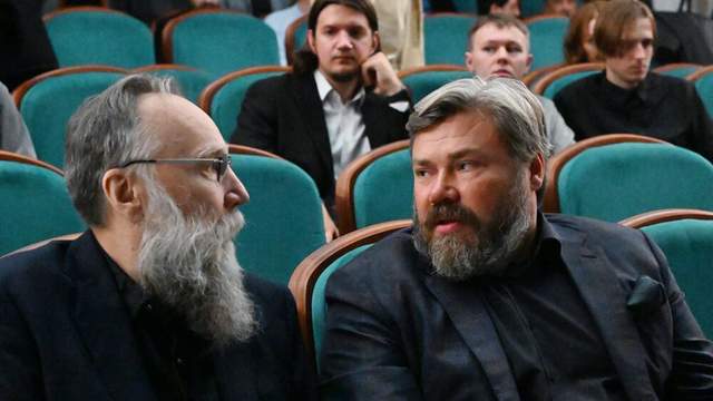 Збираються воювати до 2036 року, а ядерна зброя – позитив: у Росії показали плани розвитку