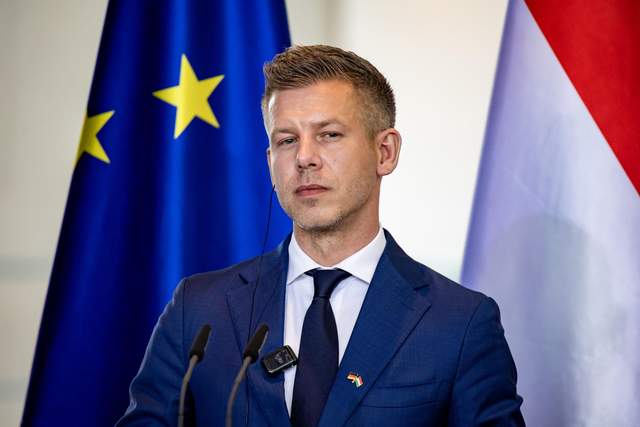 Лише однією фразою прем'єр Угорщини здійняв міжнародний скандал: що він сказав