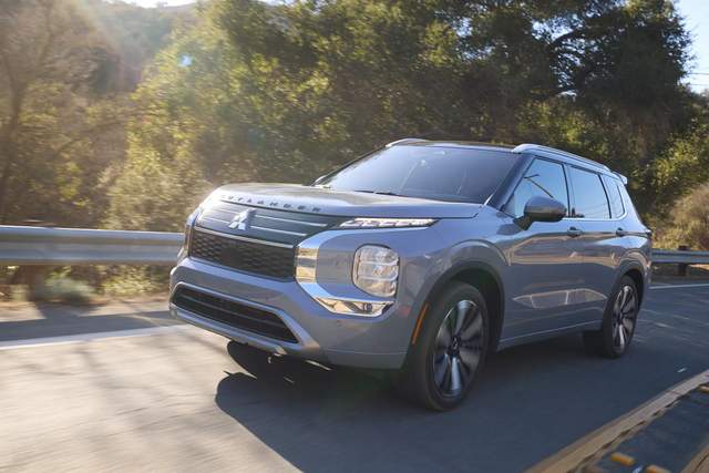 Mitsubishi розглядає можливість створення екстремальної позашляхової версії кросовера Outlander