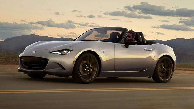 Продажі Mazda у США зросли: Miata розгромила конкурентів, а Mazda3 б'є рекорди