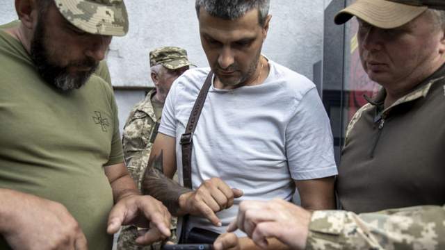 Чи передбачена відстрочка від мобілізації для вітчима дитини