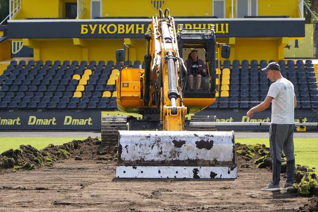 Буковина готує стадіон у Чернівцях до матчів УПЛ – тренер ск