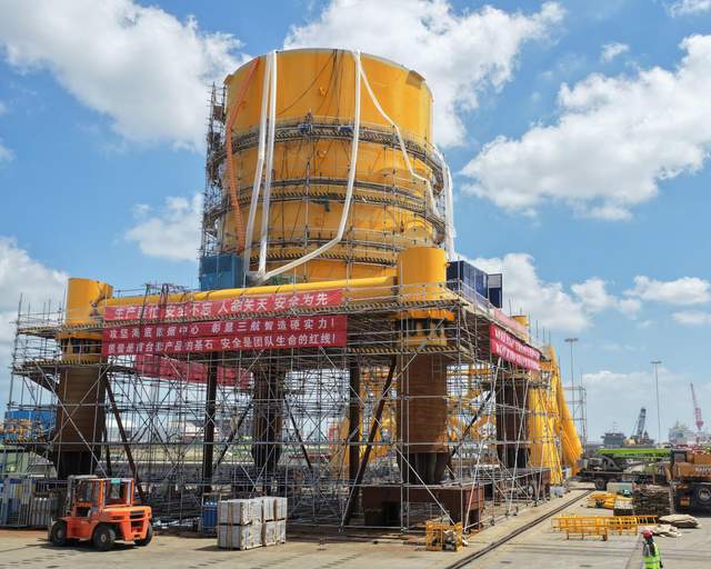 Під водою і на чистій енергії: у Китаї почав роботу дата-цен
