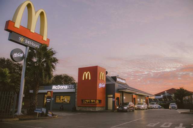 McDonald's знову довірив замовлення штучному інтел