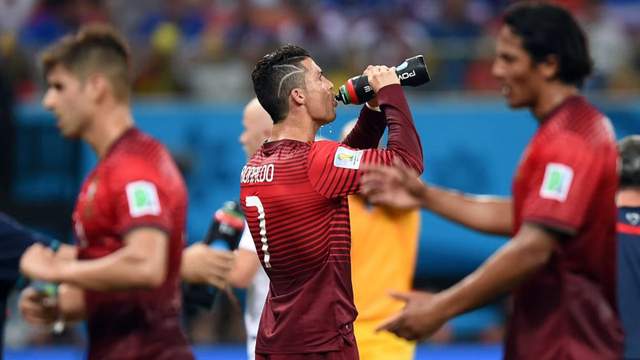 Чверті замість таймів: чому на чемпіонаті світу буде вдвічі 